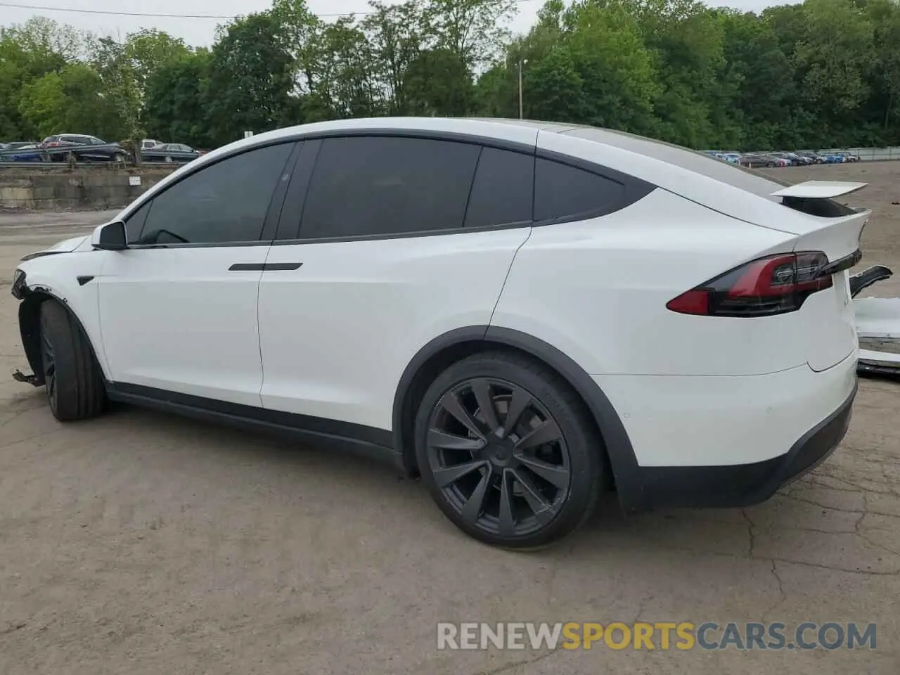 2 Photograph of a damaged car 7SAXCBE60NF329534 TESLA MODEL X 2022
