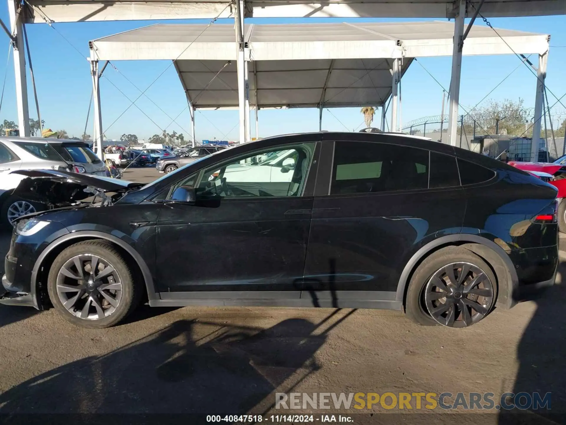 14 Photograph of a damaged car 7SAXCBE60NF351288 TESLA MODEL X 2022