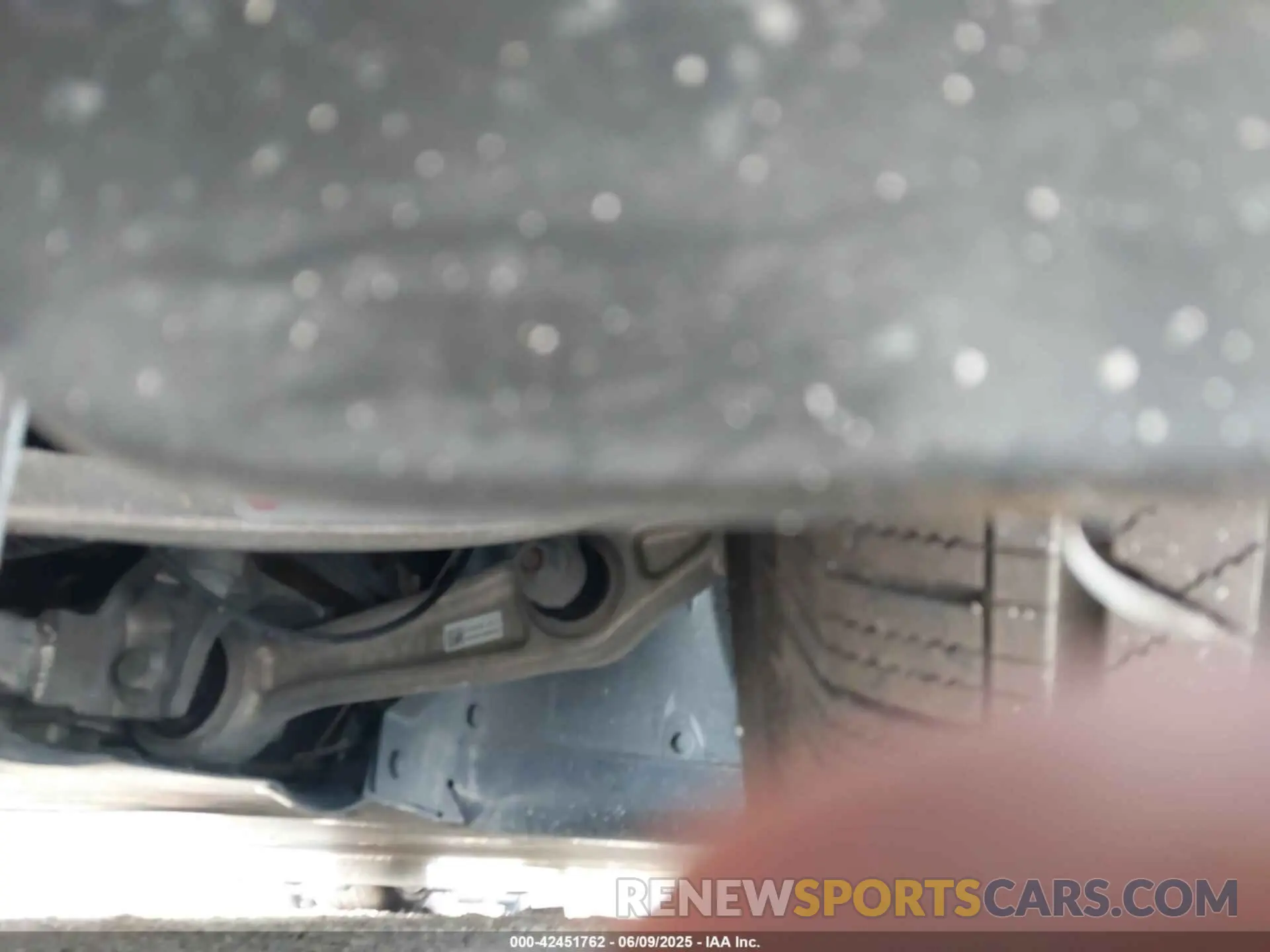 10 Photograph of a damaged car 7SAXCBE61NF362753 TESLA MODEL X 2022