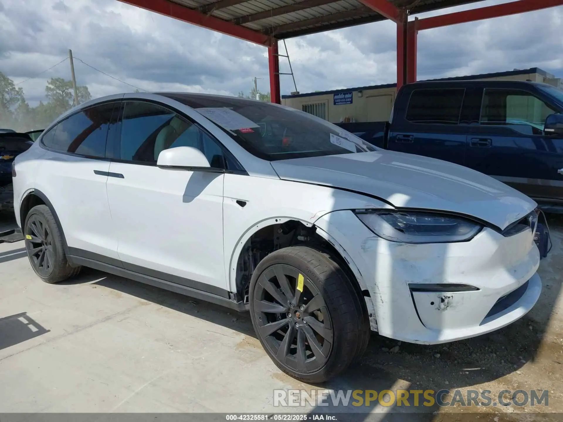 12 Photograph of a damaged car 7SAXCBE63NF356730 TESLA MODEL X 2022