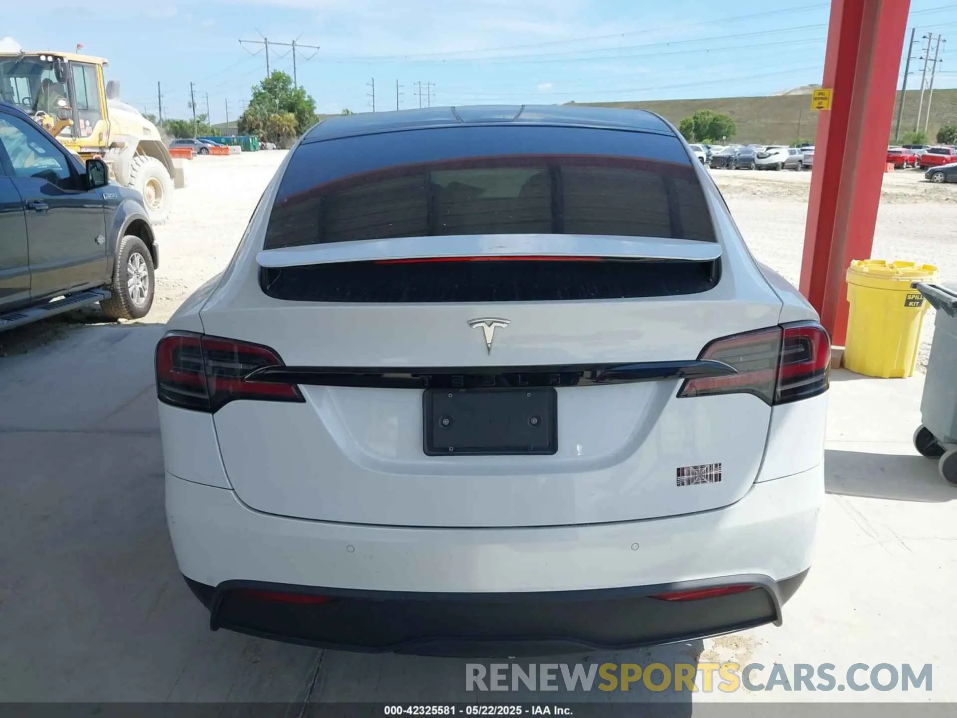 15 Photograph of a damaged car 7SAXCBE63NF356730 TESLA MODEL X 2022