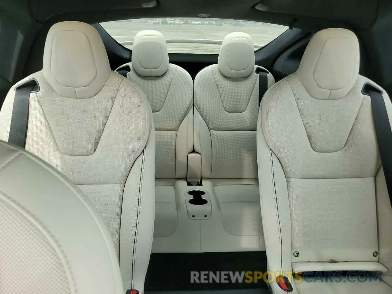10 Photograph of a damaged car 7SAXCBE64NF344165 TESLA MODEL X 2022