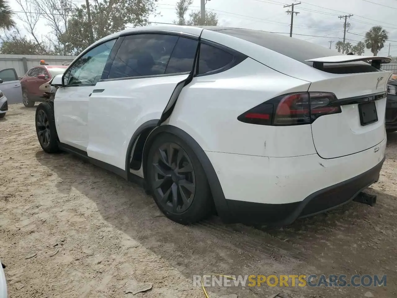 2 Photograph of a damaged car 7SAXCBE64NF344165 TESLA MODEL X 2022