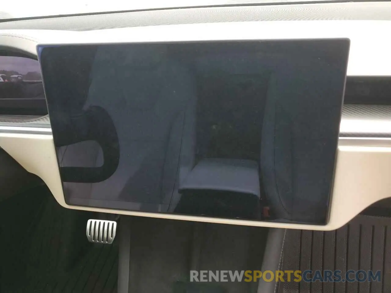 9 Photograph of a damaged car 7SAXCBE64NF344165 TESLA MODEL X 2022