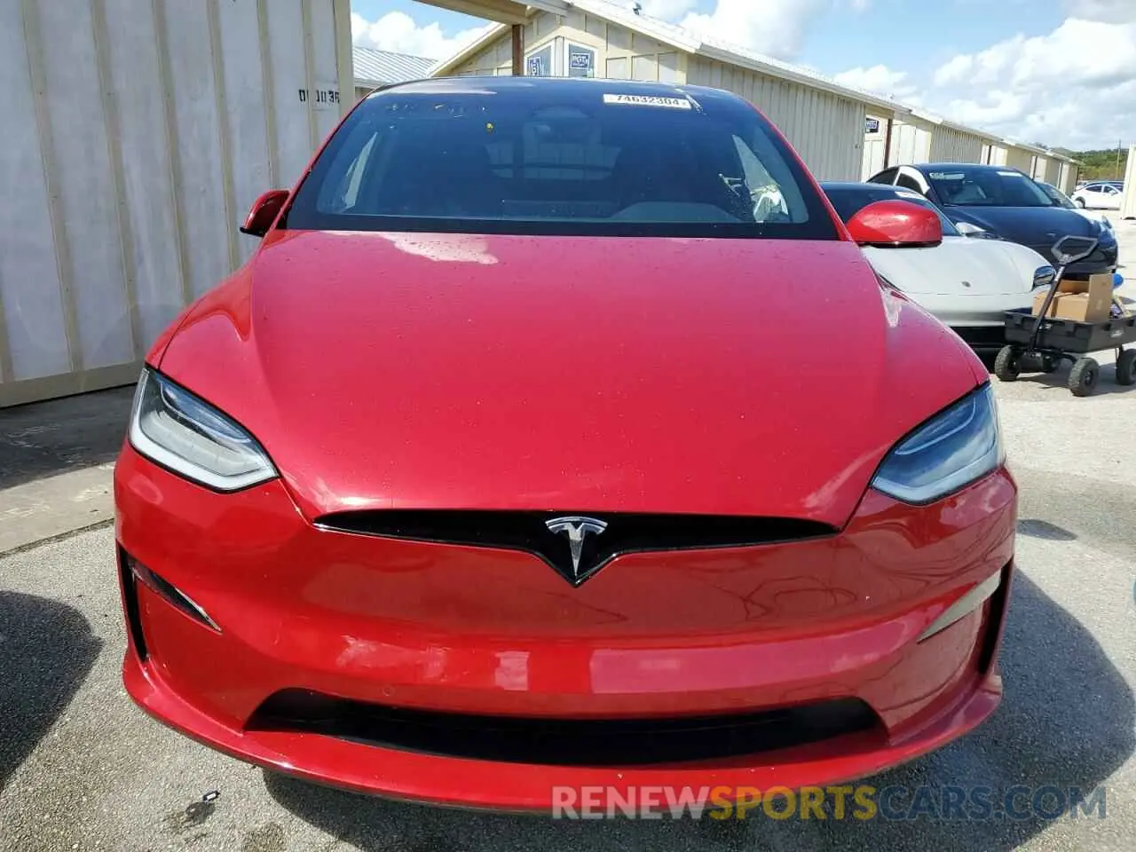 5 Photograph of a damaged car 7SAXCBE64NF358499 TESLA MODEL X 2022