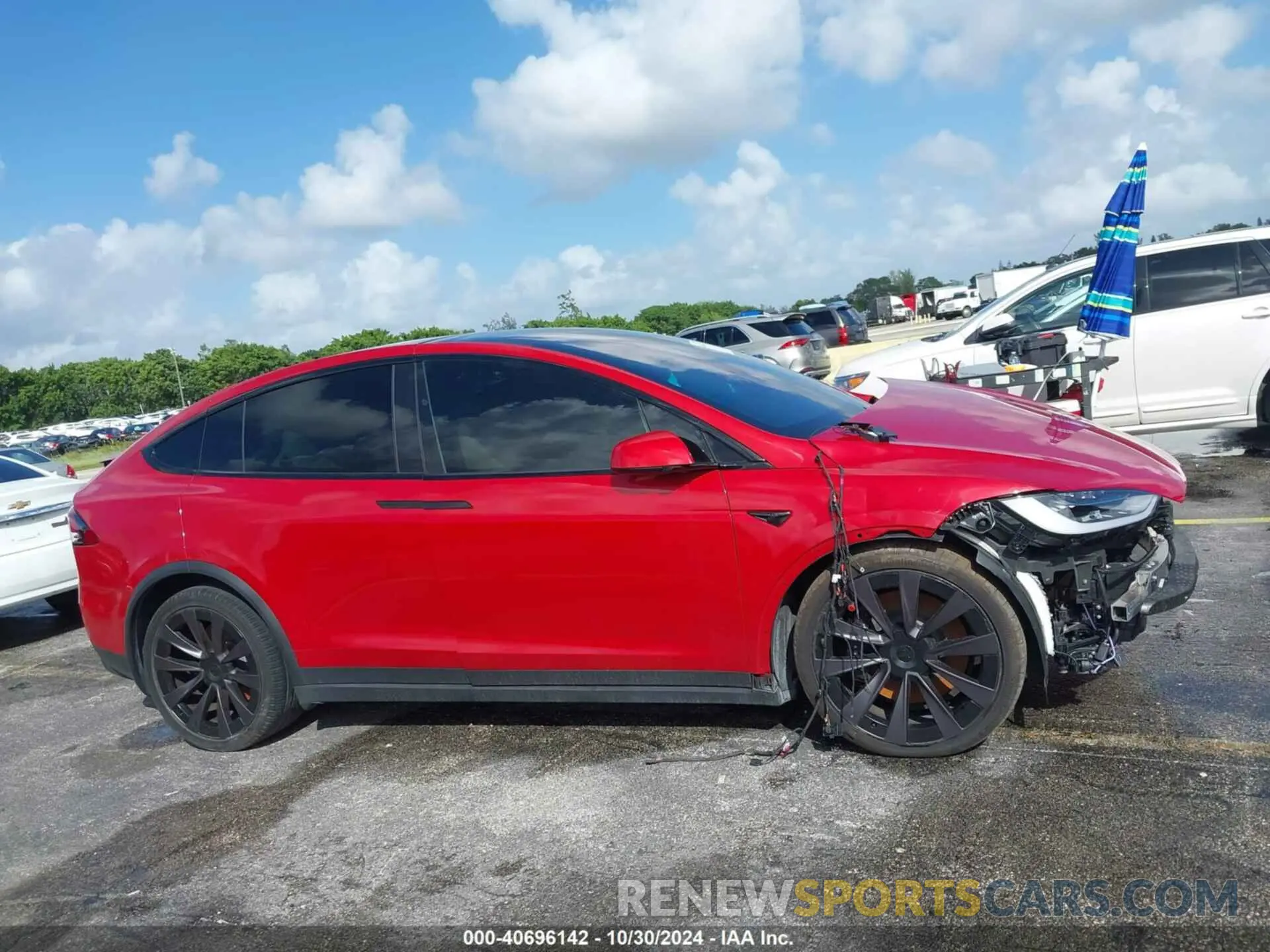 13 Photograph of a damaged car 7SAXCBE65NF332929 TESLA MODEL X 2022