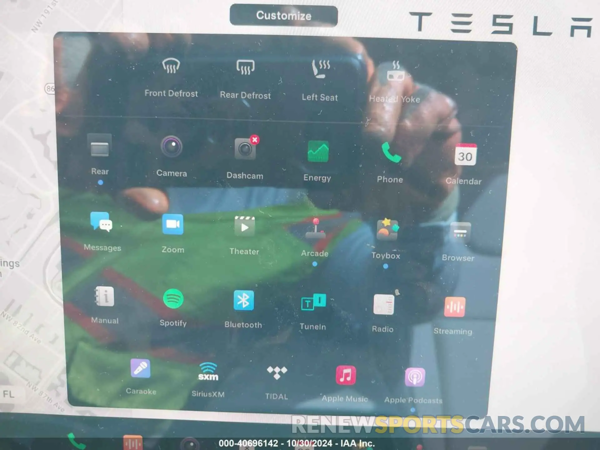 18 Photograph of a damaged car 7SAXCBE65NF332929 TESLA MODEL X 2022