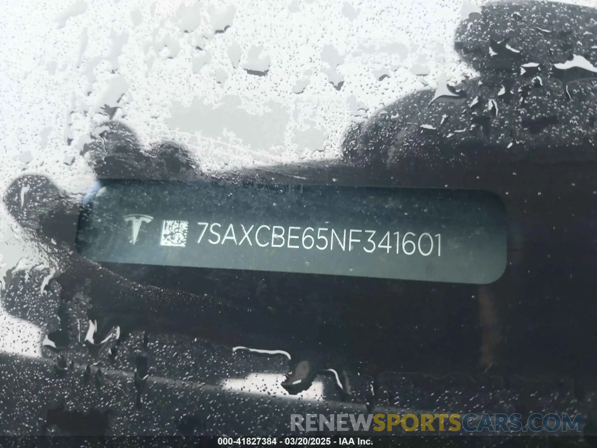 19 Photograph of a damaged car 7SAXCBE65NF341601 TESLA MODEL X 2022