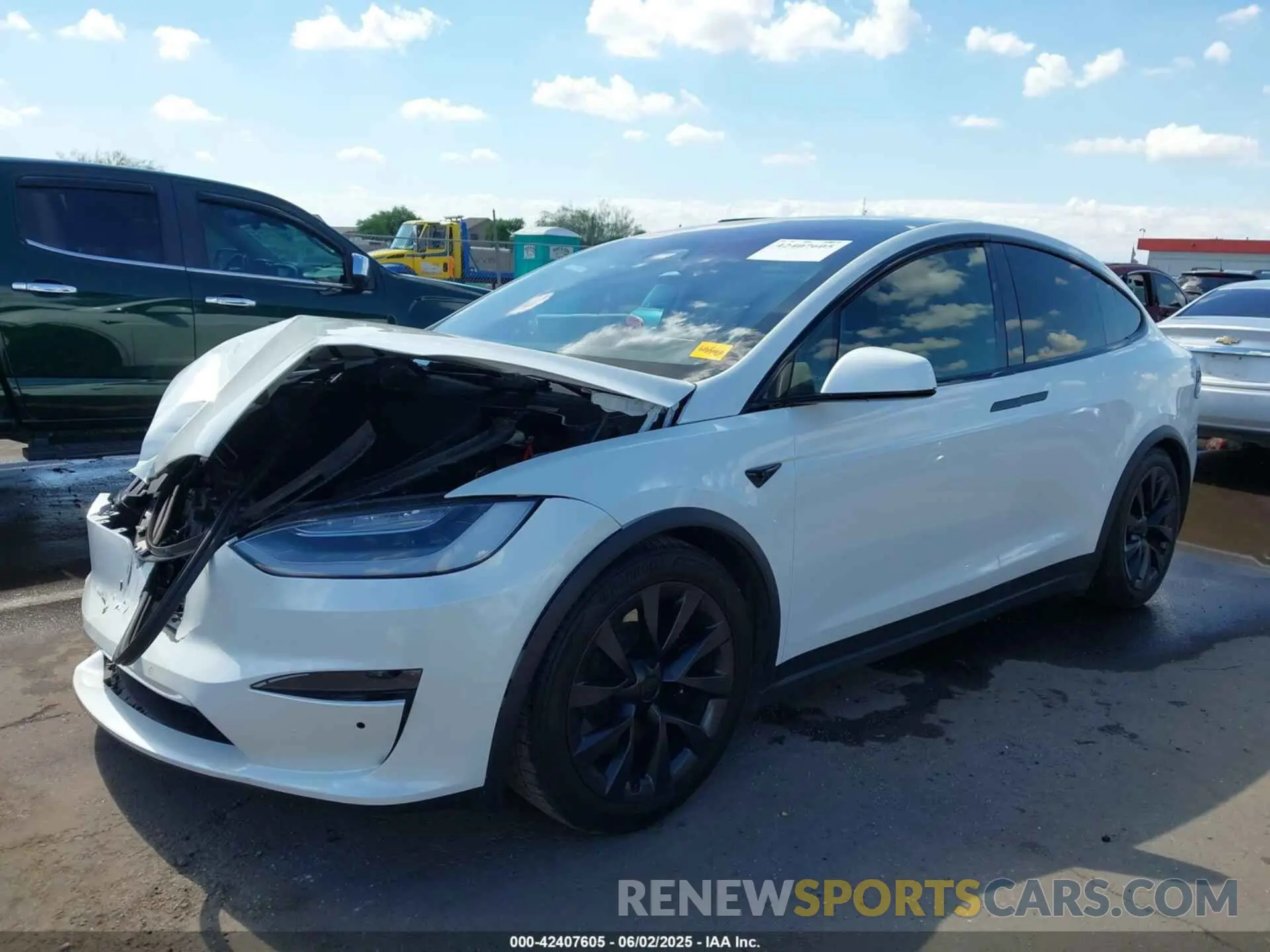 2 Photograph of a damaged car 7SAXCBE66NF351490 TESLA MODEL X 2022