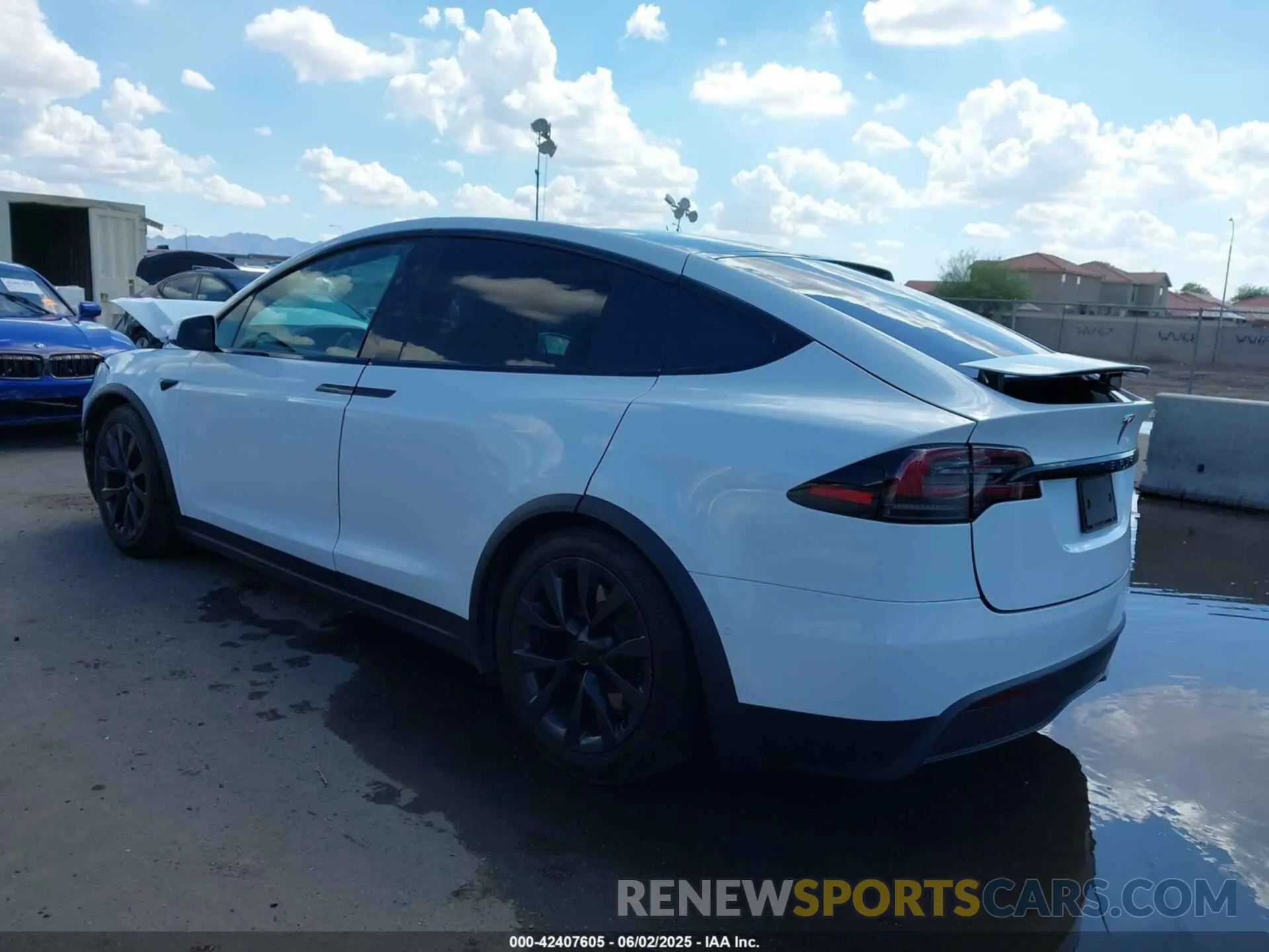 3 Photograph of a damaged car 7SAXCBE66NF351490 TESLA MODEL X 2022