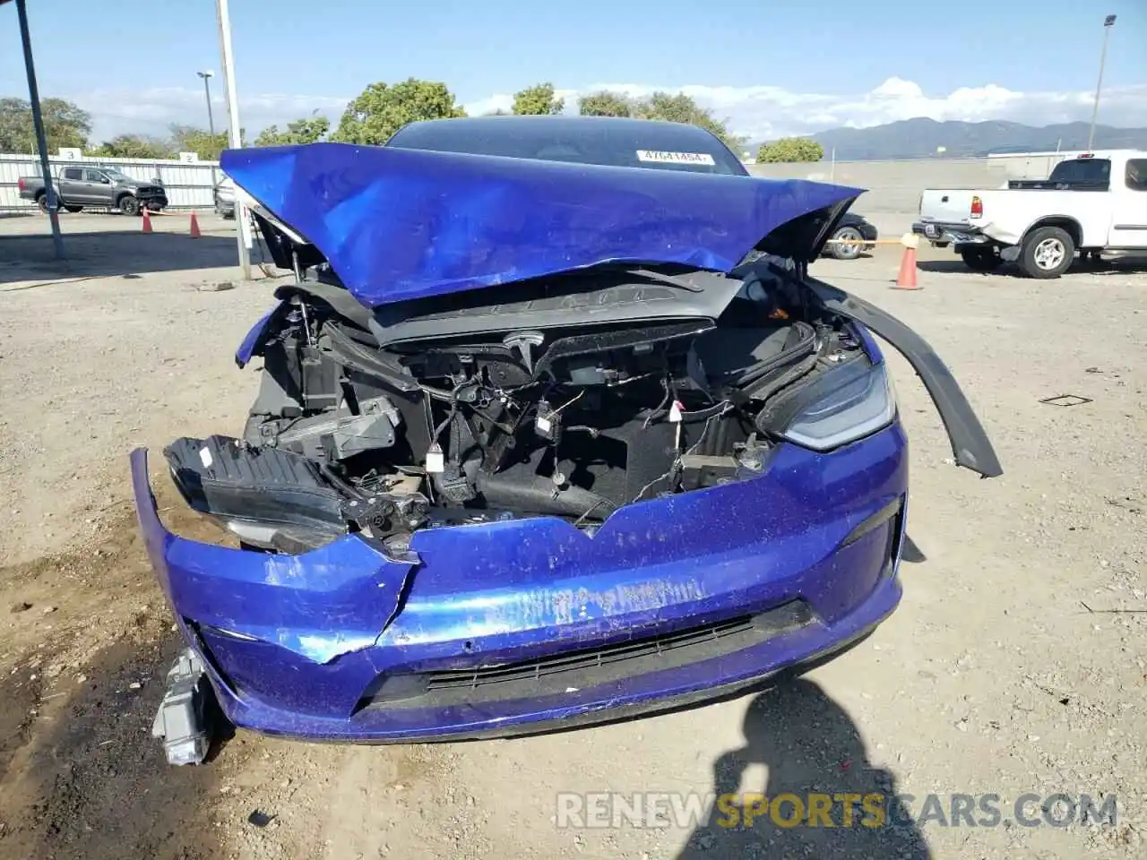 5 Photograph of a damaged car 7SAXCBE67NF331653 TESLA MODEL X 2022