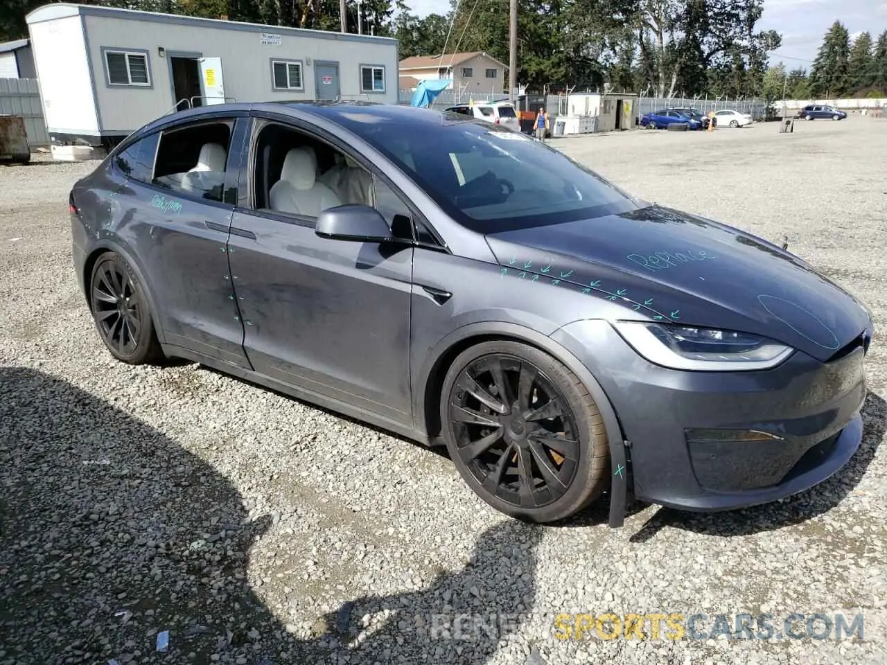 4 Photograph of a damaged car 7SAXCBE67NF359257 TESLA MODEL X 2022