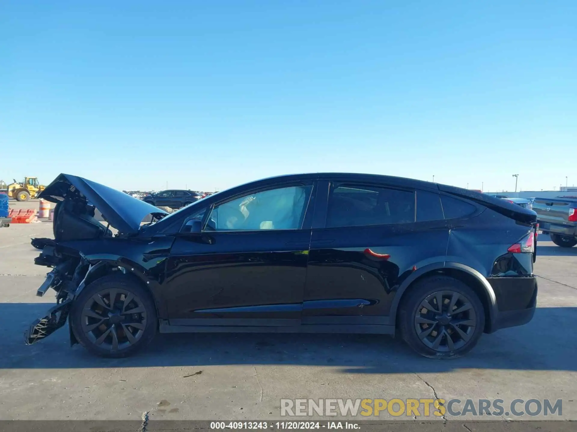 14 Photograph of a damaged car 7SAXCBE69NF332951 TESLA MODEL X 2022
