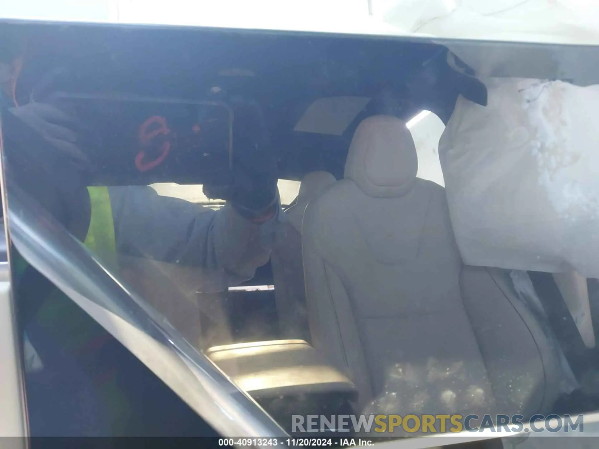 15 Photograph of a damaged car 7SAXCBE69NF332951 TESLA MODEL X 2022