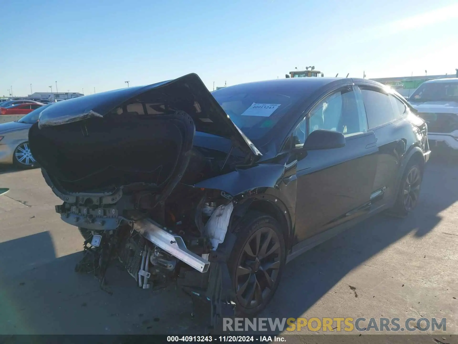 2 Photograph of a damaged car 7SAXCBE69NF332951 TESLA MODEL X 2022
