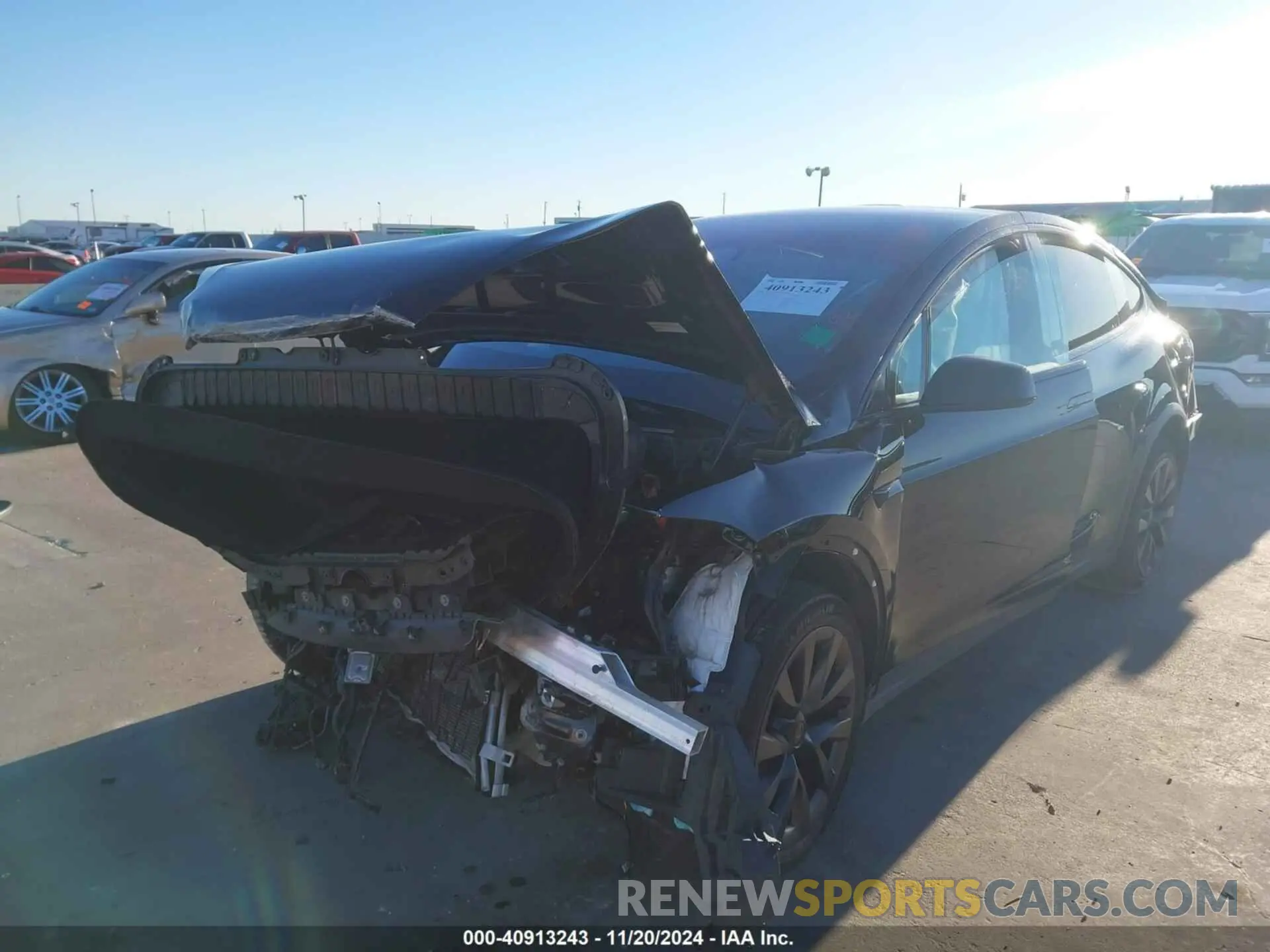 6 Photograph of a damaged car 7SAXCBE69NF332951 TESLA MODEL X 2022