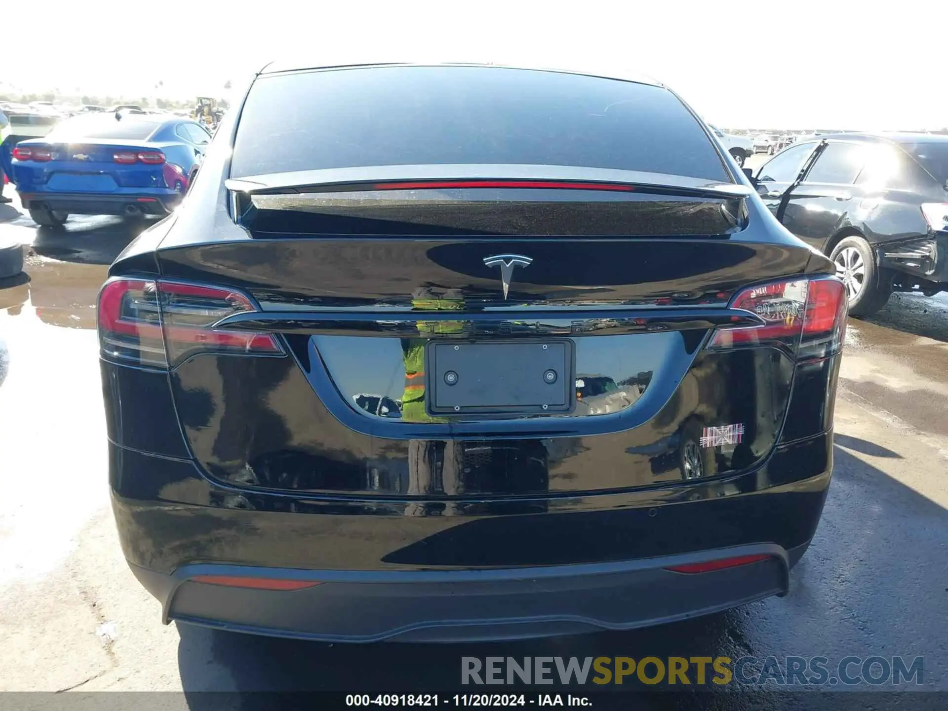 16 Photograph of a damaged car 7SAXCBE69NF349507 TESLA MODEL X 2022