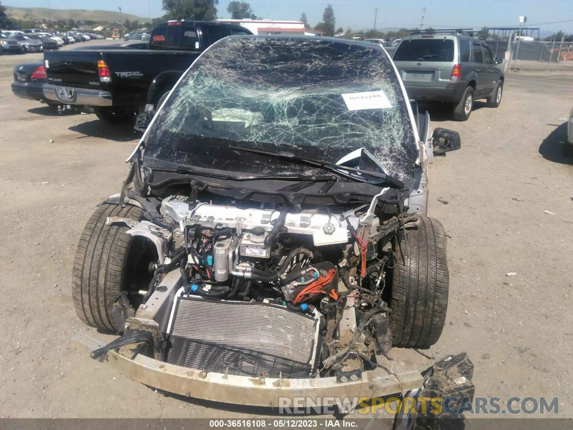 6 Photograph of a damaged car 7SAXCBE6XNF338452 TESLA MODEL X 2022