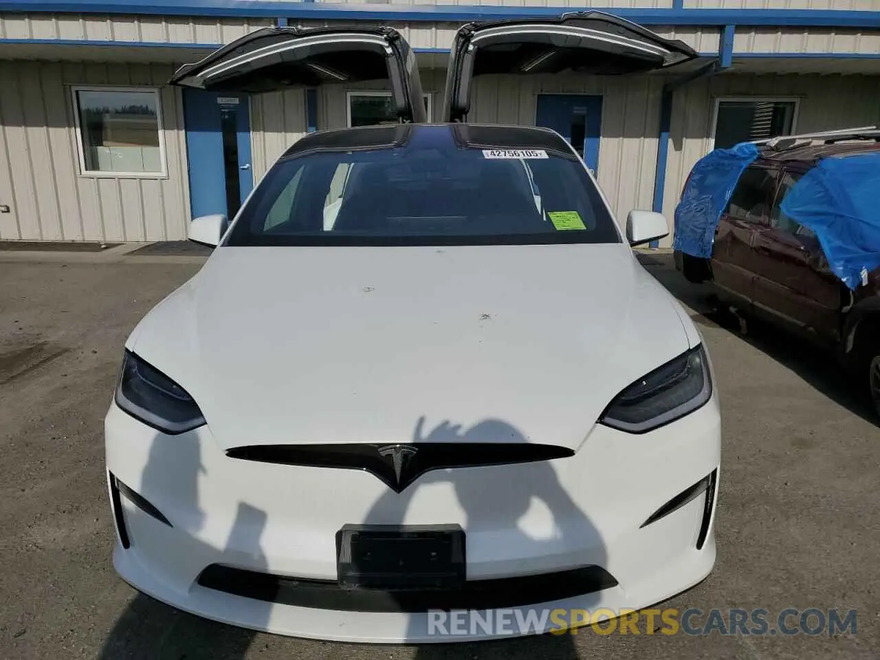 12 Photograph of a damaged car 7SAXCDE51NF342652 TESLA MODEL X 2022