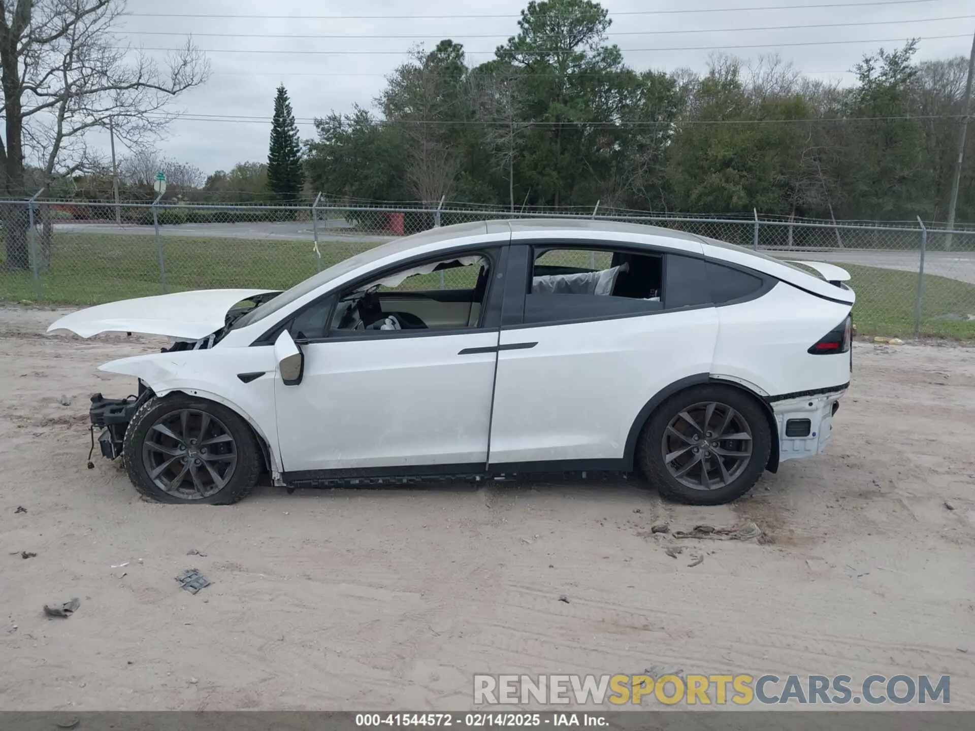 14 Photograph of a damaged car 7SAXCDE55NF360393 TESLA MODEL X 2022