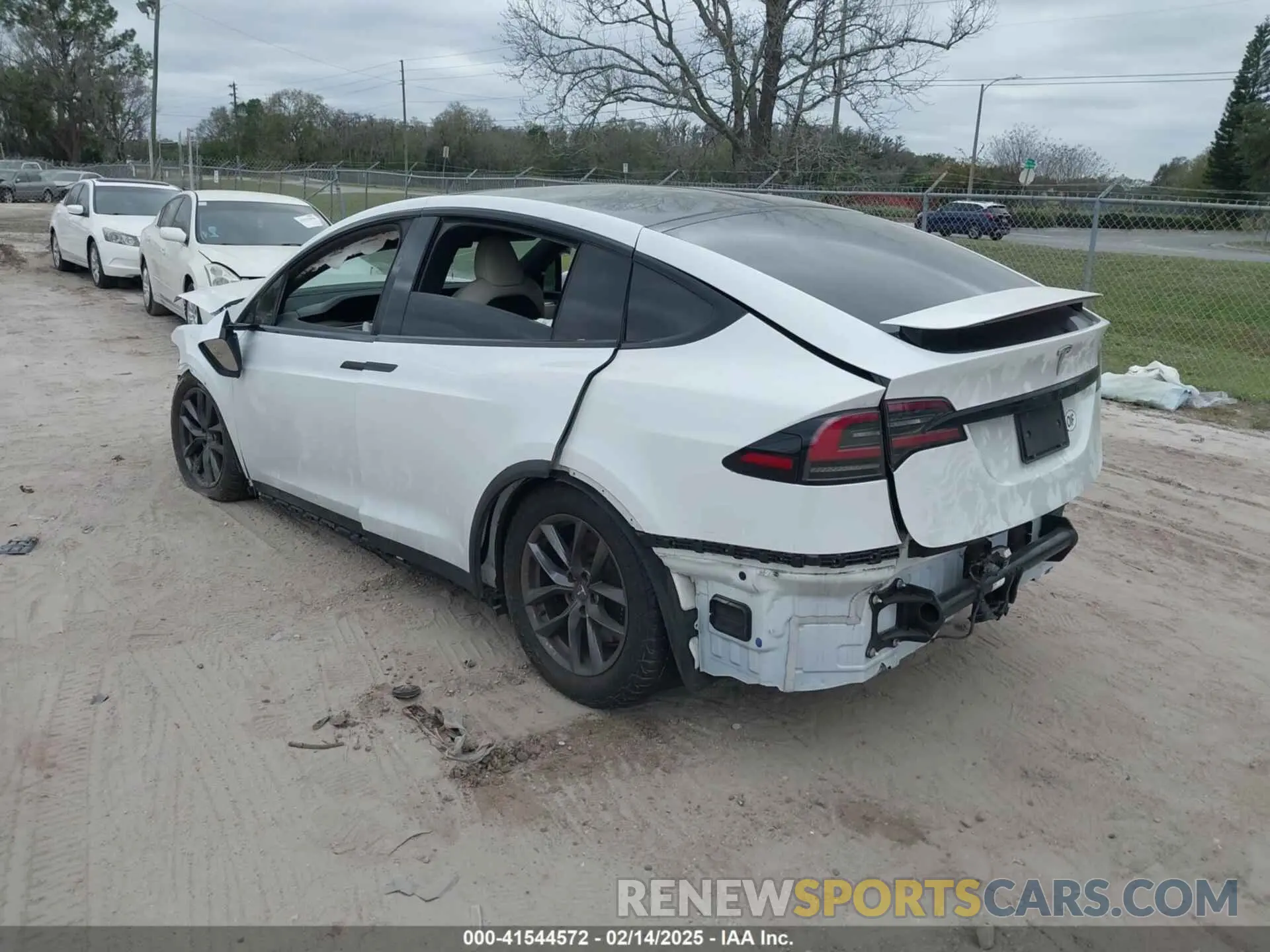 3 Photograph of a damaged car 7SAXCDE55NF360393 TESLA MODEL X 2022