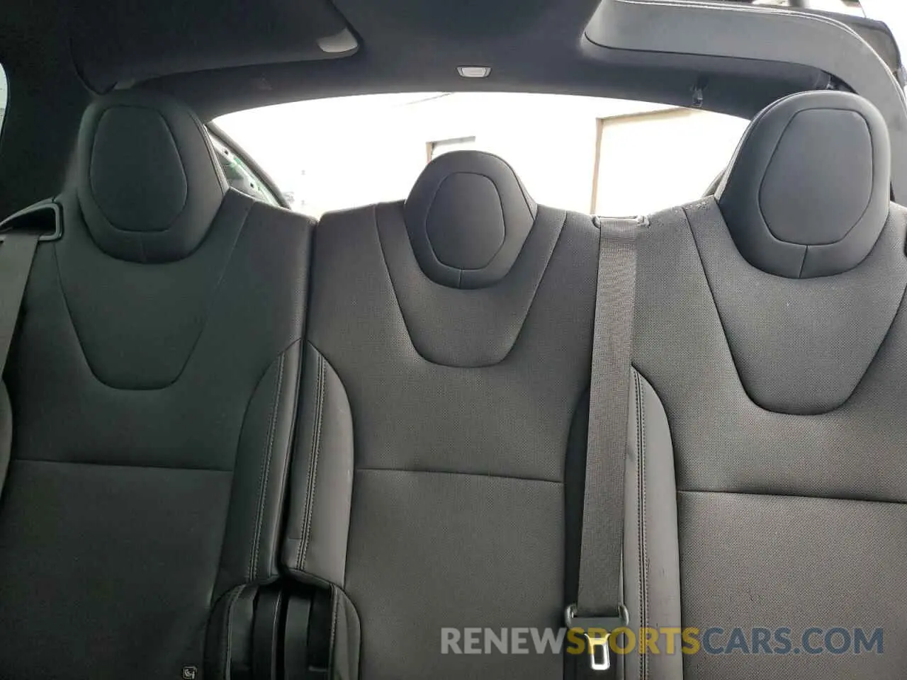10 Photograph of a damaged car 7SAXCDE57NF338654 TESLA MODEL X 2022