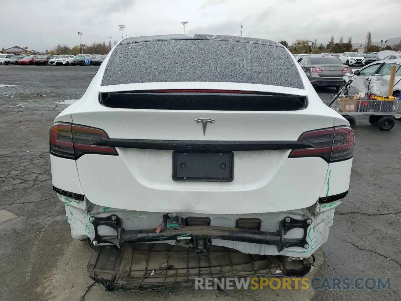 6 Photograph of a damaged car 7SAXCDE57NF338654 TESLA MODEL X 2022