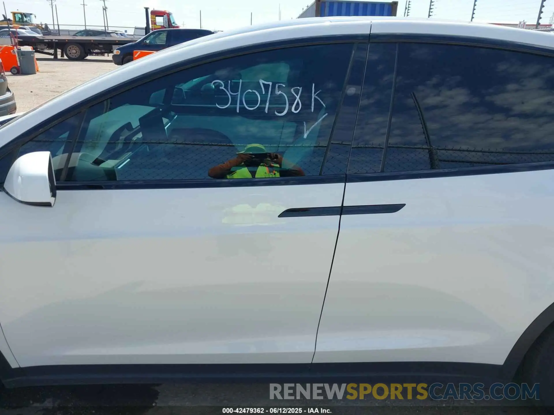 14 Photograph of a damaged car 7SAXCDE57NF340758 TESLA MODEL X 2022