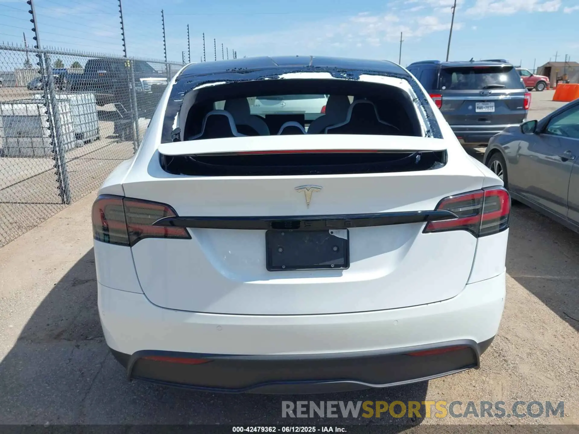 16 Photograph of a damaged car 7SAXCDE57NF340758 TESLA MODEL X 2022