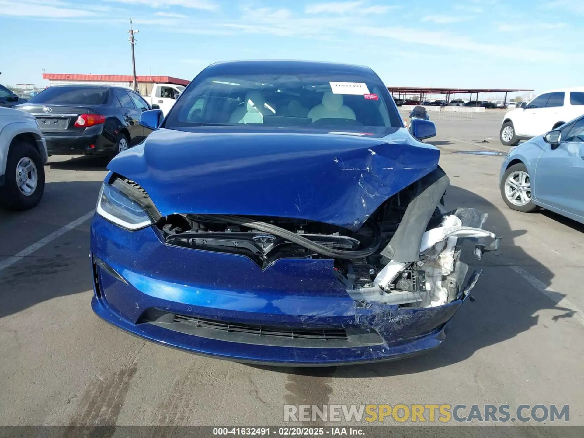 12 Photograph of a damaged car 7SAXCDE58NF341112 TESLA MODEL X 2022