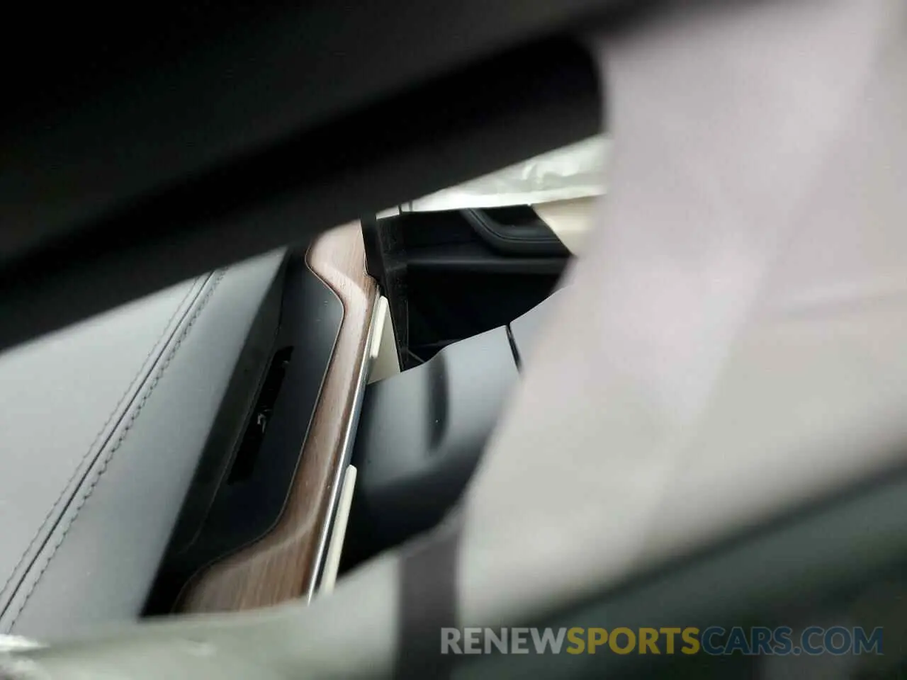 7 Photograph of a damaged car 7SAXCDE59NF358968 TESLA MODEL X 2022