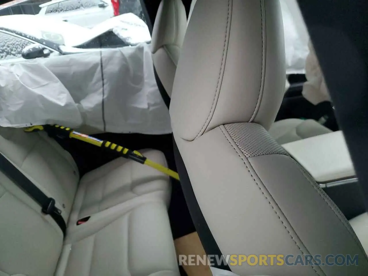 8 Photograph of a damaged car 7SAXCDE59NF358968 TESLA MODEL X 2022