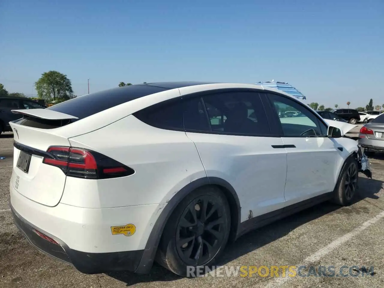 3 Photograph of a damaged car 7SAXCDE5XNF342519 TESLA MODEL X 2022