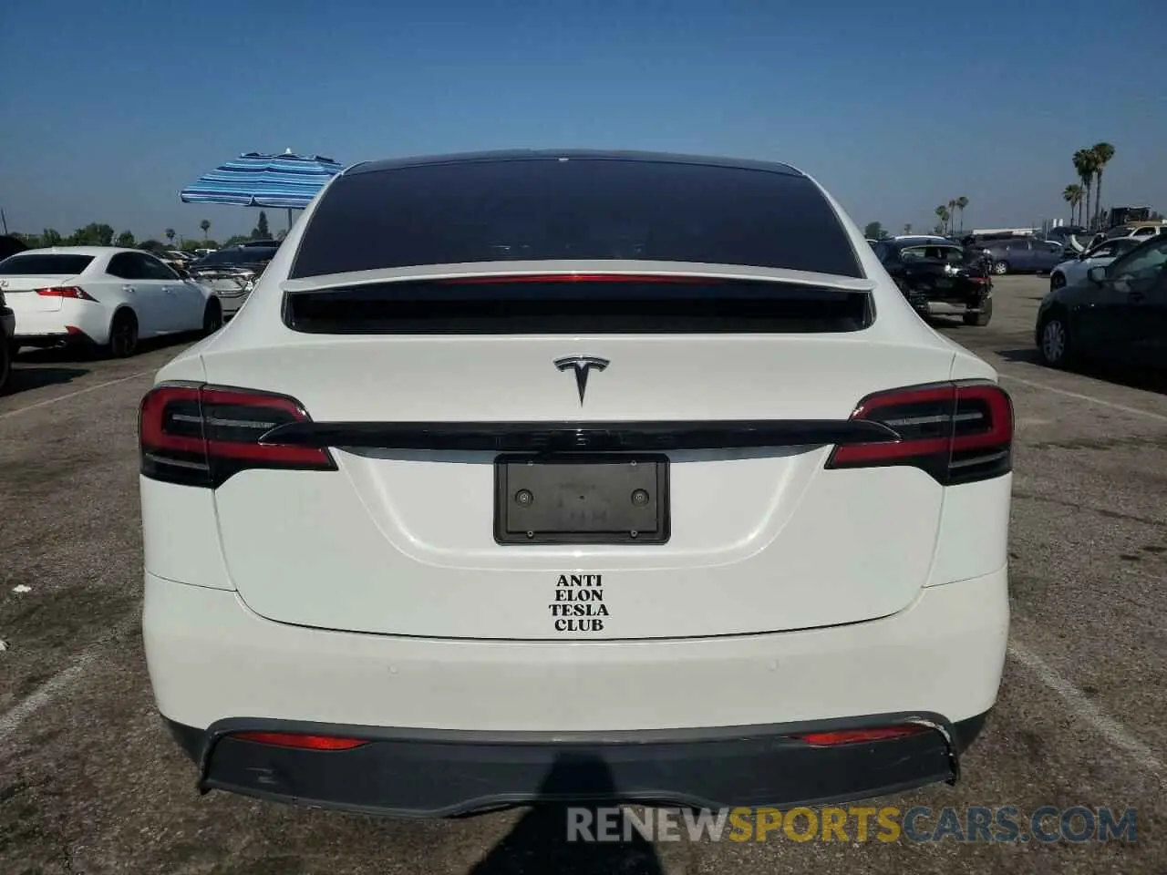 6 Photograph of a damaged car 7SAXCDE5XNF342519 TESLA MODEL X 2022