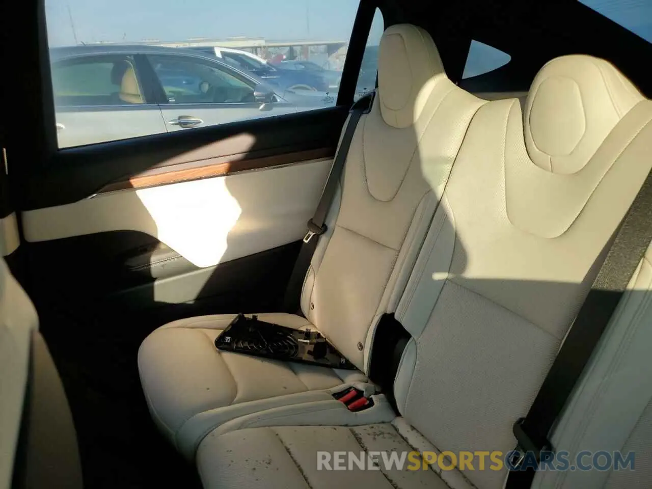 11 Photograph of a damaged car 7SAXCAE50PF402762 TESLA MODEL X 2023