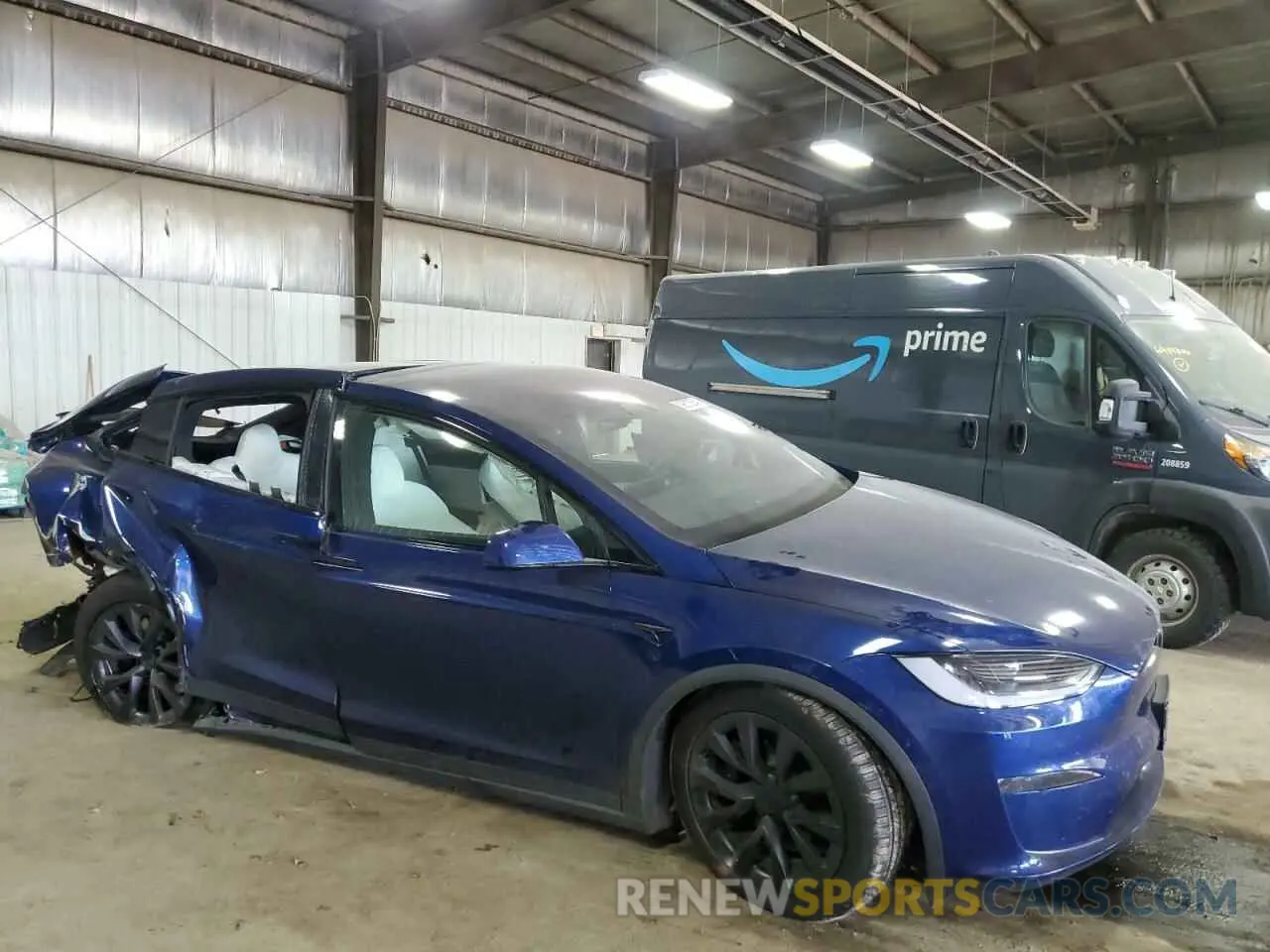 4 Photograph of a damaged car 7SAXCAE51PF425080 TESLA MODEL X 2023