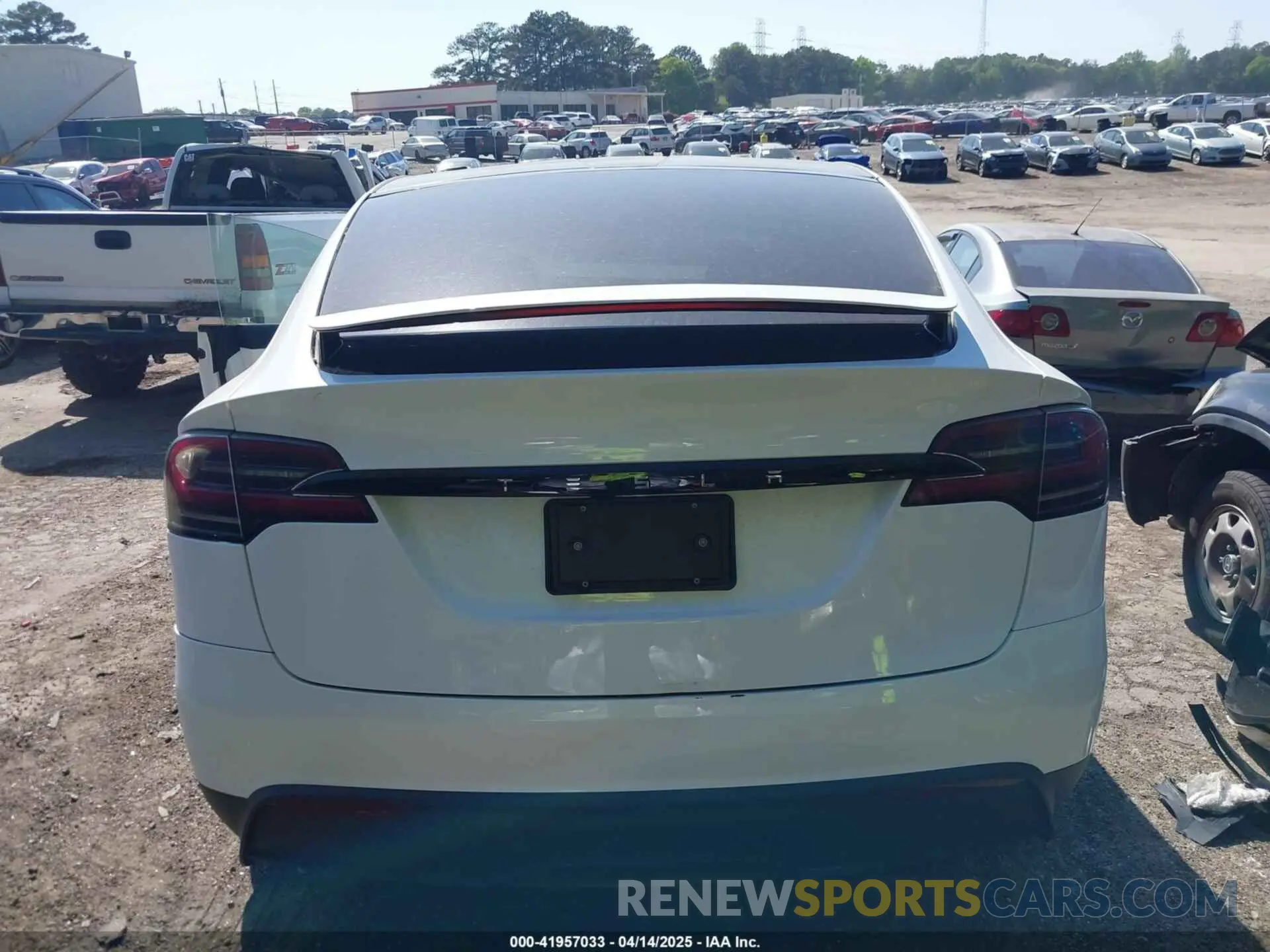 16 Photograph of a damaged car 7SAXCAE57PF385202 TESLA MODEL X 2023