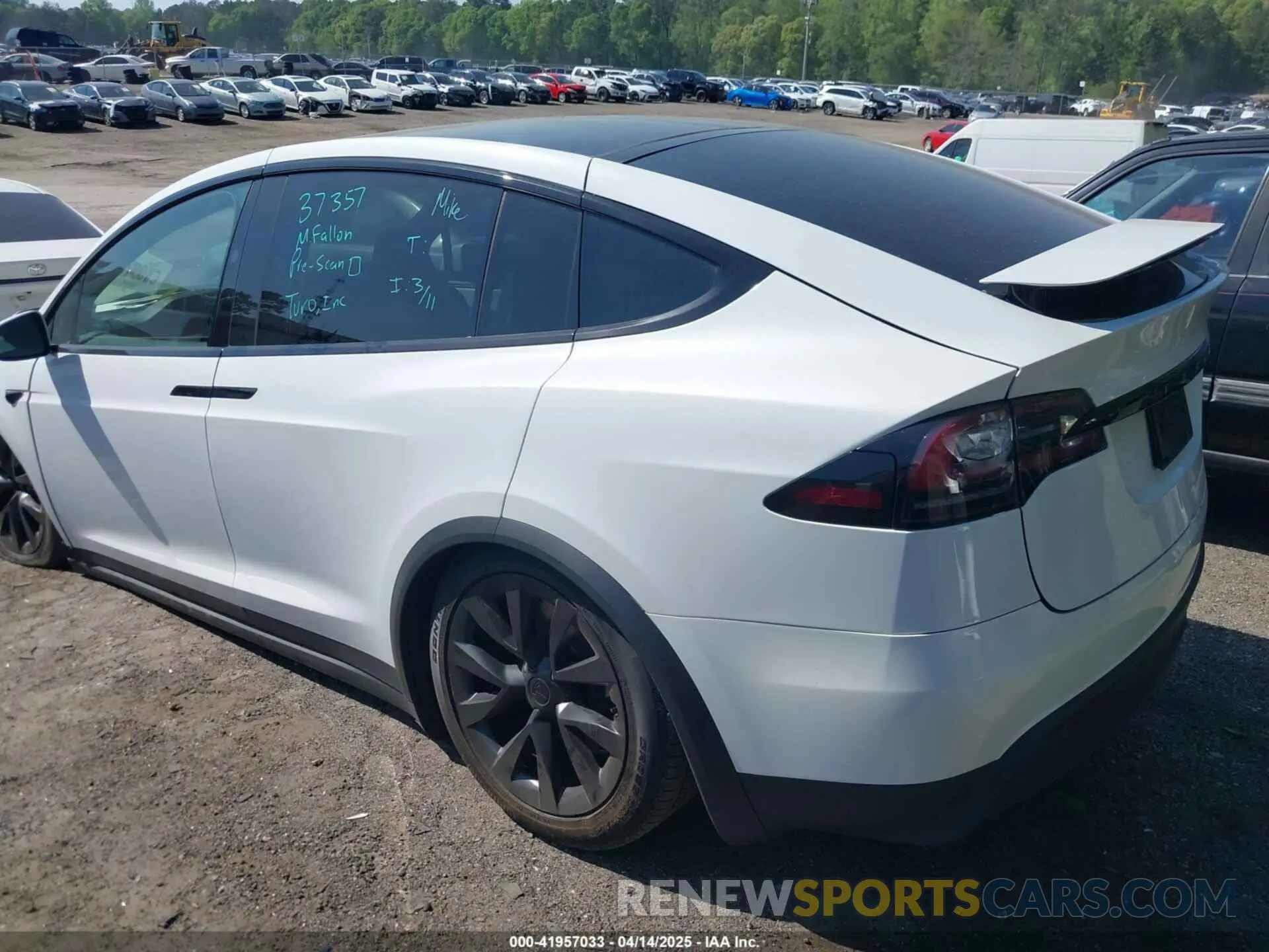 3 Photograph of a damaged car 7SAXCAE57PF385202 TESLA MODEL X 2023