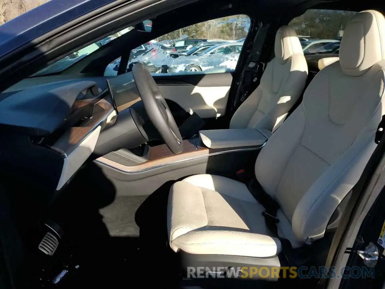 7 Photograph of a damaged car 7SAXCAE57PF396944 TESLA MODEL X 2023