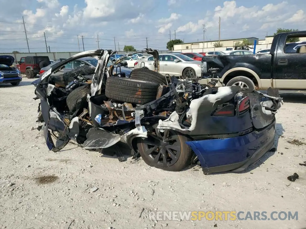 2 Photograph of a damaged car 7SAXCAE57PF404881 TESLA MODEL X 2023