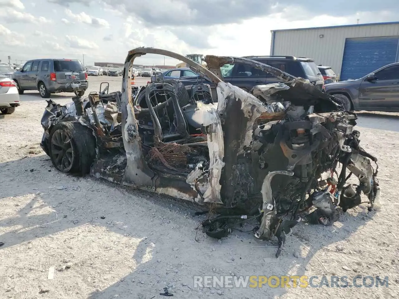 4 Photograph of a damaged car 7SAXCAE57PF404881 TESLA MODEL X 2023