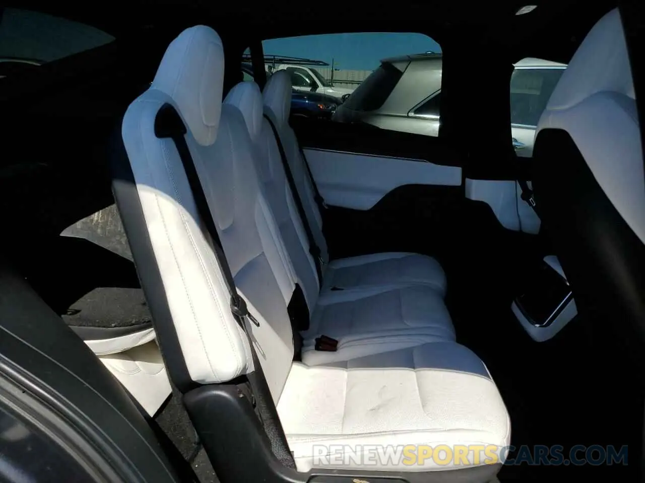 11 Photograph of a damaged car 7SAXCAE58PF395964 TESLA MODEL X 2023