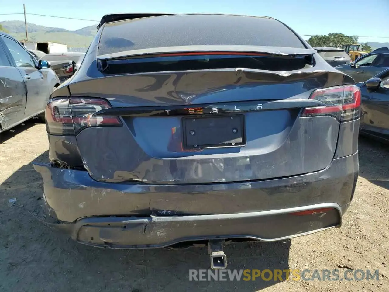 6 Photograph of a damaged car 7SAXCAE58PF395964 TESLA MODEL X 2023