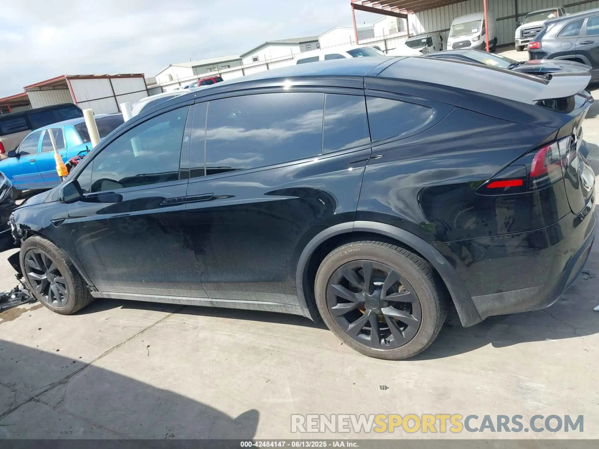 13 Photograph of a damaged car 7SAXCAE59PF400623 TESLA MODEL X 2023