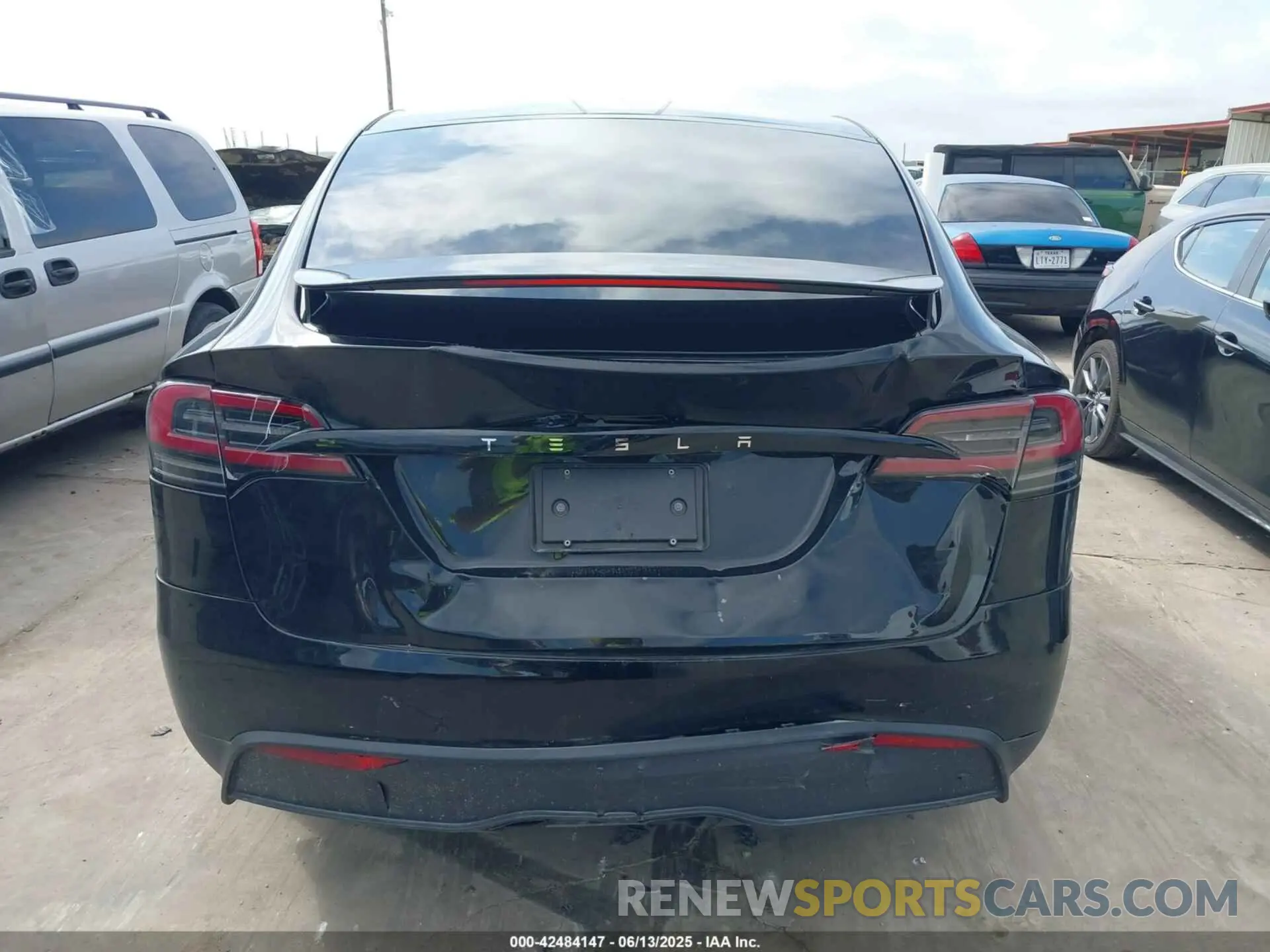 15 Photograph of a damaged car 7SAXCAE59PF400623 TESLA MODEL X 2023