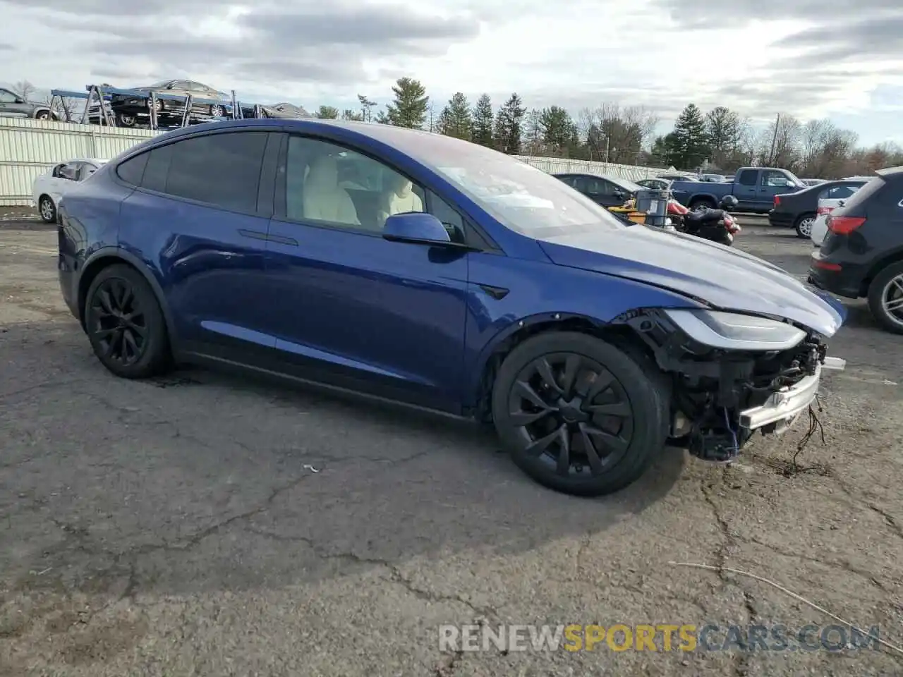 4 Photograph of a damaged car 7SAXCBE50PF395446 TESLA MODEL X 2023