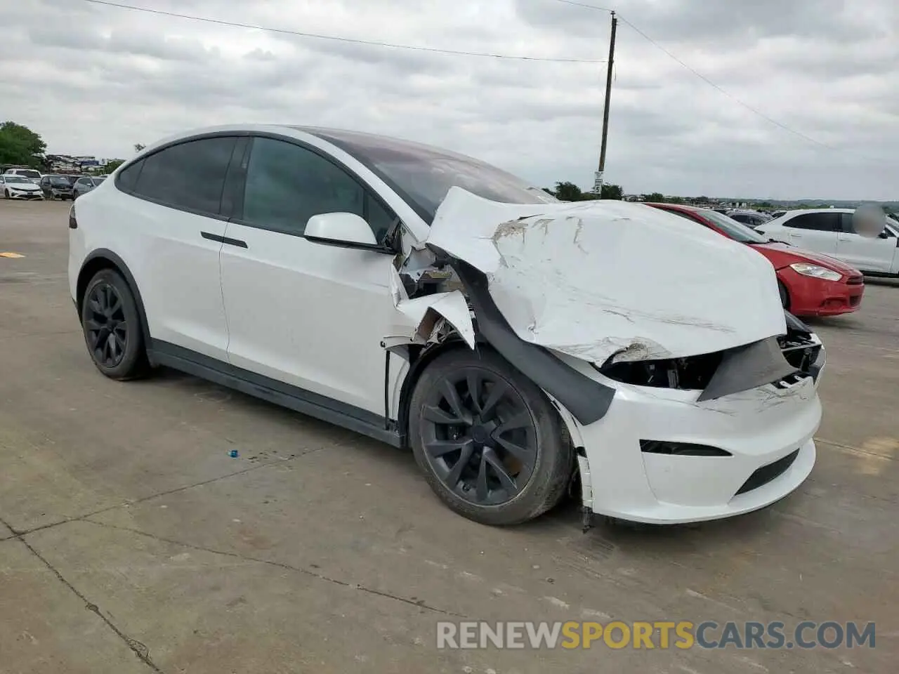 4 Photograph of a damaged car 7SAXCBE51PF377652 TESLA MODEL X 2023