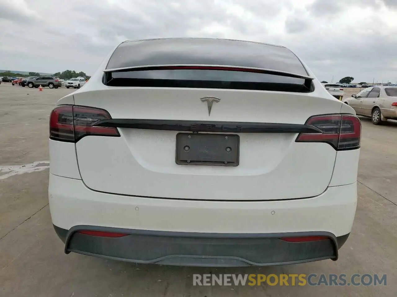 6 Photograph of a damaged car 7SAXCBE51PF377652 TESLA MODEL X 2023