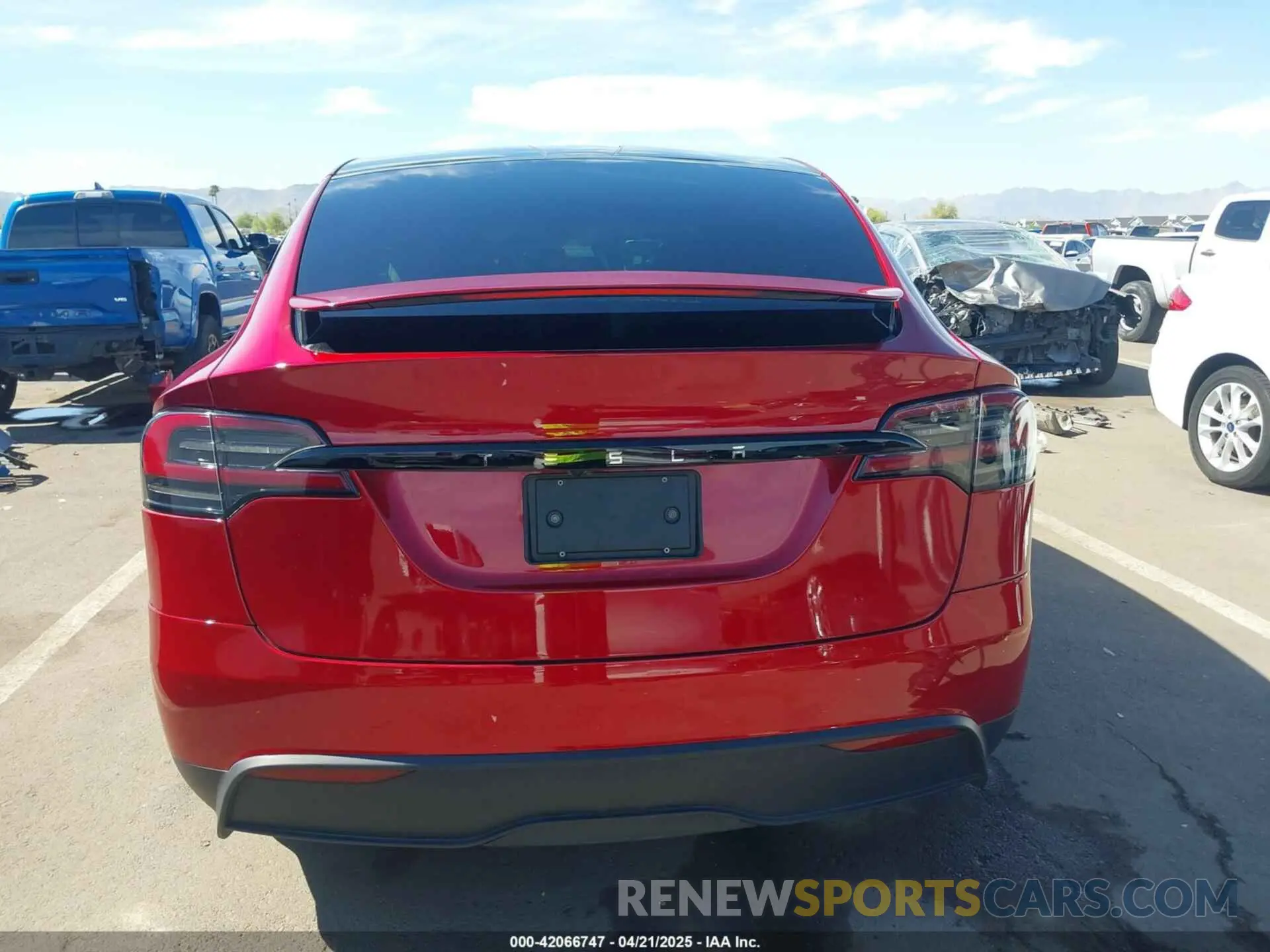 17 Photograph of a damaged car 7SAXCBE52PF416278 TESLA MODEL X 2023
