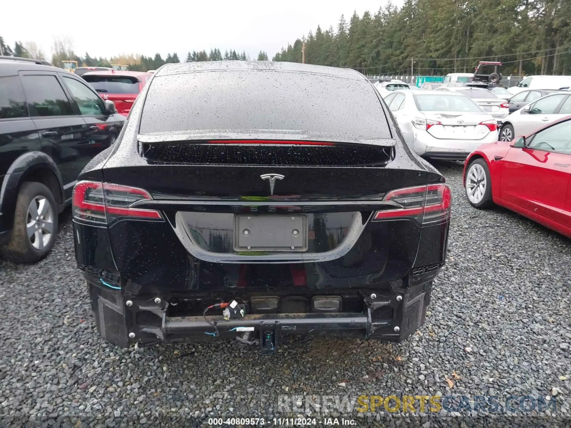 17 Photograph of a damaged car 7SAXCBE53PF378415 TESLA MODEL X 2023